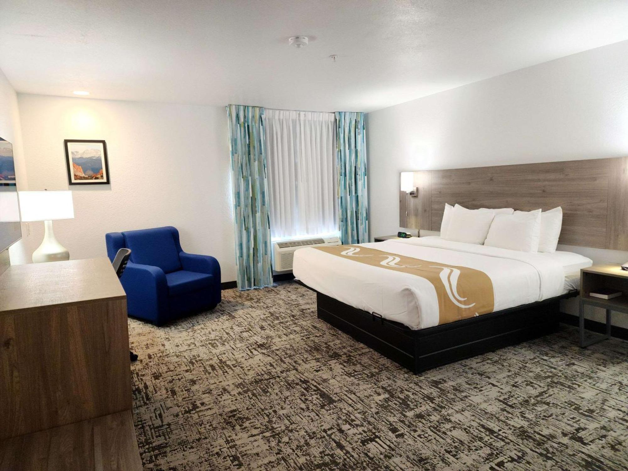 Quality Inn & Suites Denver International Airport Exterior foto